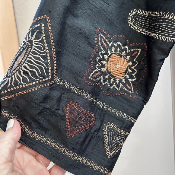 Vintage Chicos 100% Silk Fully Embroidered Jacket. Size 2. 80’s. Golden Girls. - Picture 4 of 13